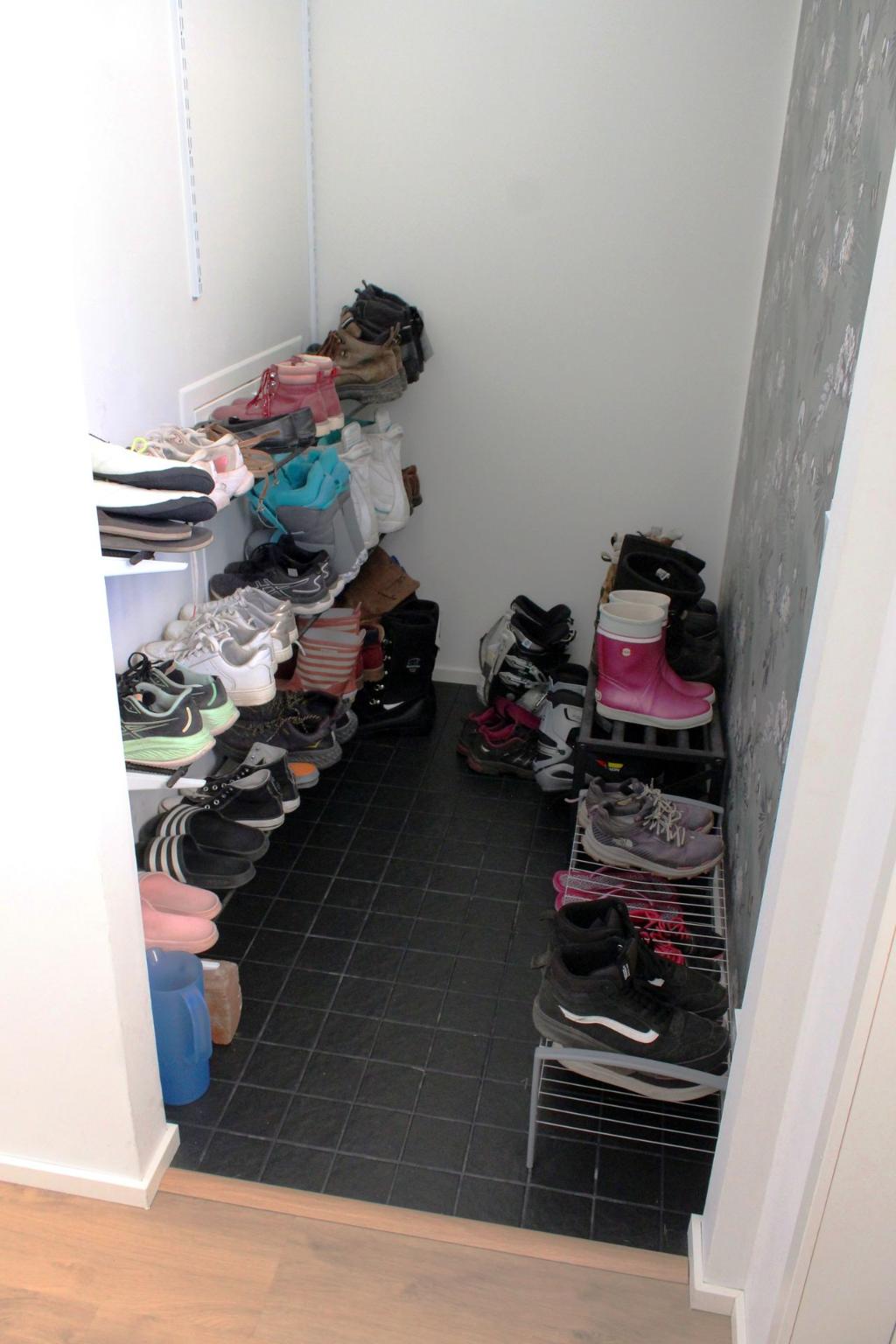 Gallery Image 01
