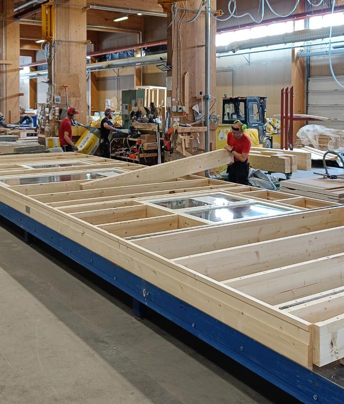 Omatalon elementtien valmistus