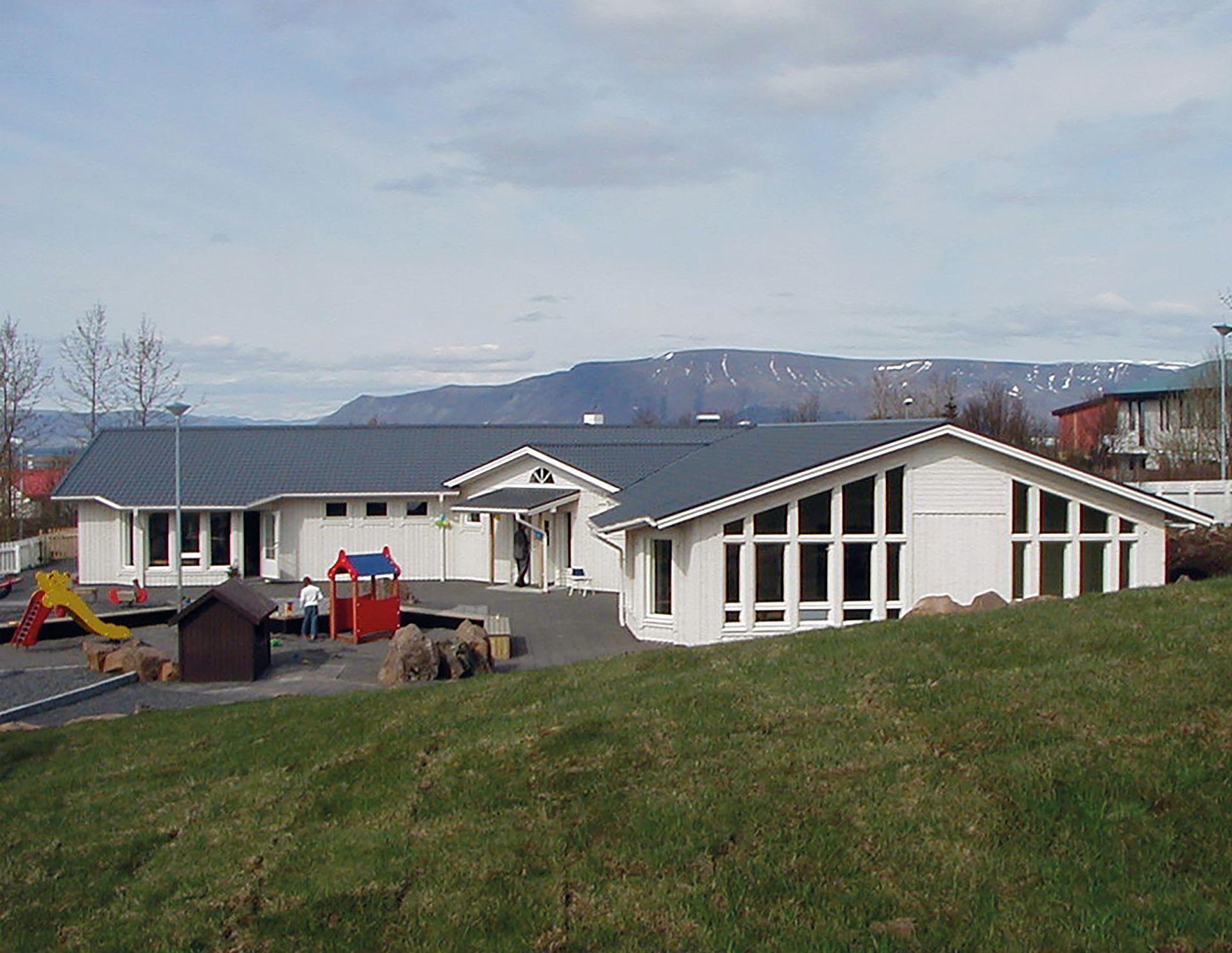 Omatalo vienti Islanti